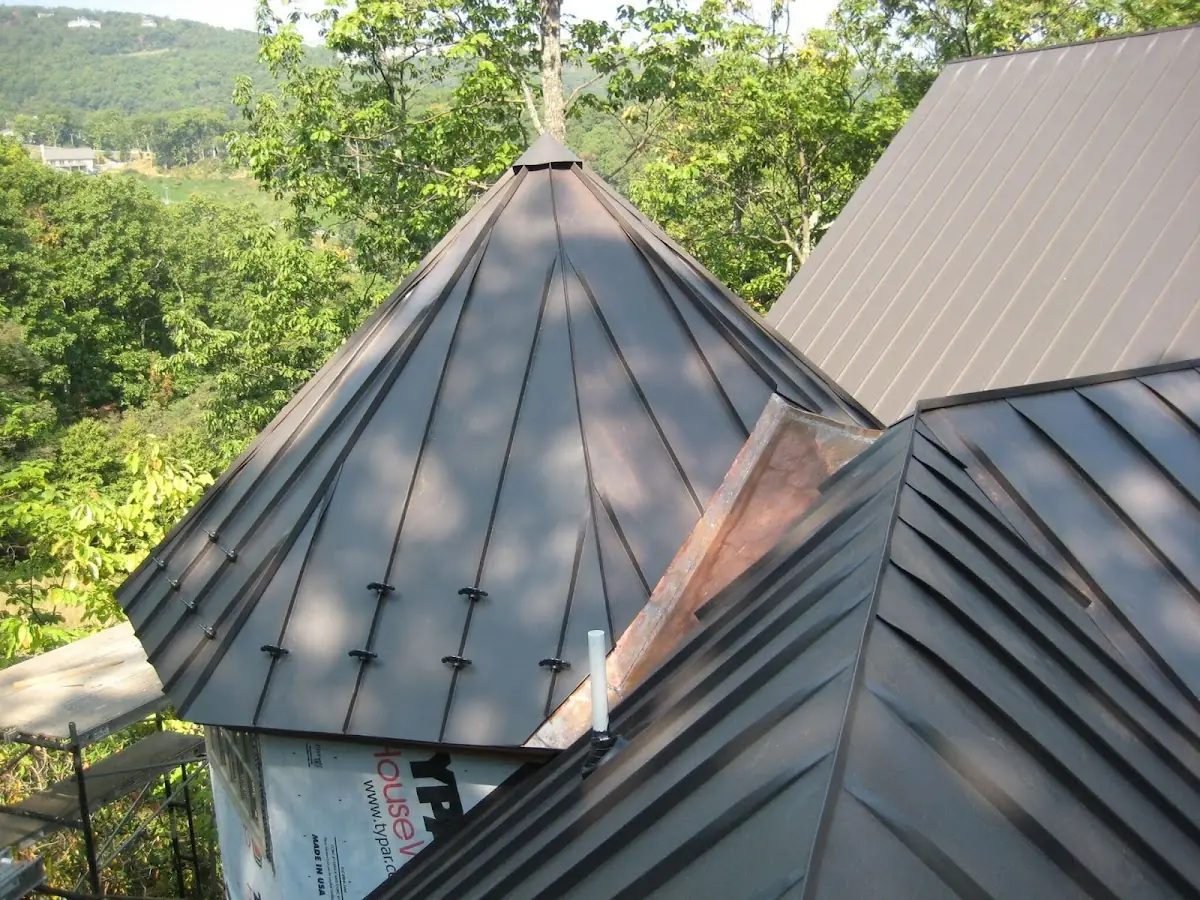 Professional Shingle Replacement & Repair by Craftsman Roofing in Wilton